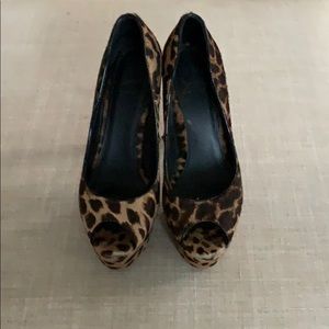 B Brian Atwood leopard print calf hair pumps